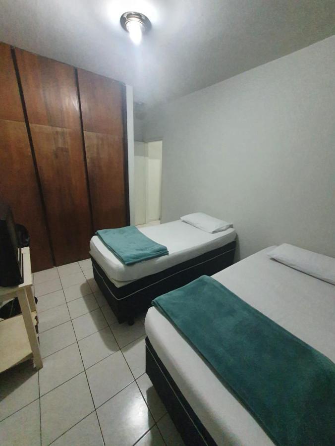 Hostel Umuarama Uberlandia Ngoại thất bức ảnh